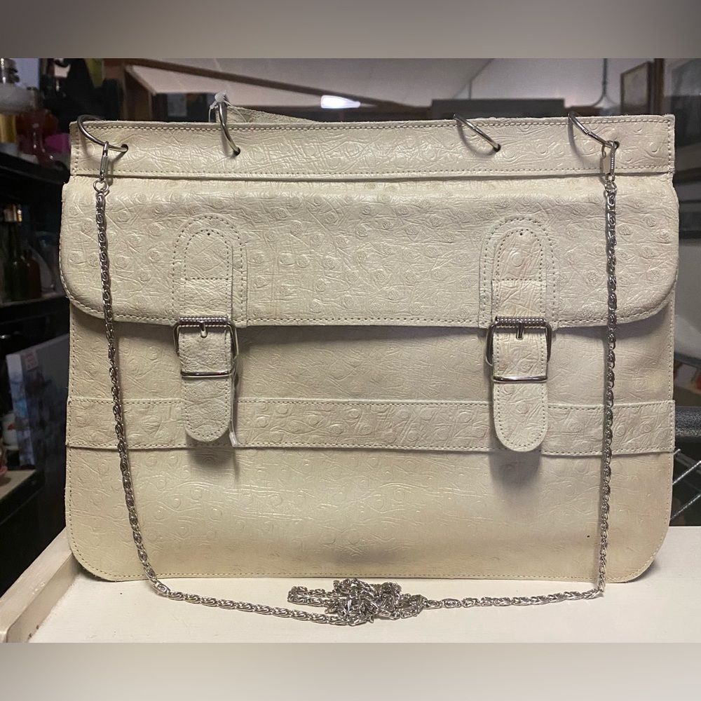 💜 Cream Crossbody Satchel Style Purse
💜💜💜